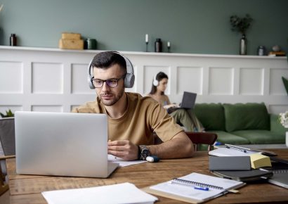 Muévete Formación - Curso UNED - Acreditación docente para teleformación: Formador/a online